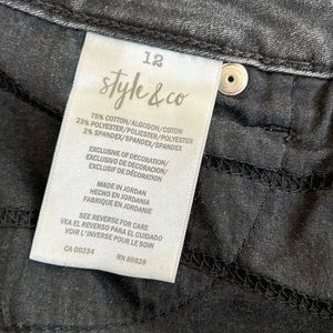 Sold - Black Skinny Jean